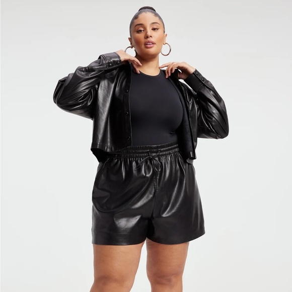 Good American Better Than Leather Shorts - Picture 2 of 13